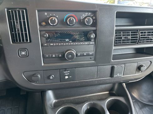 Used 2025 GMC Savana 2500 w/ Driver Convenience Package RWD image 12