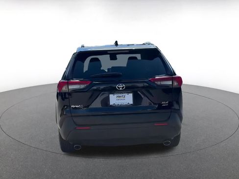 Used 2025 Toyota RAV4 XLE image 11
