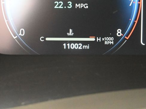 Certified 2025 Toyota Highlander LE image 22