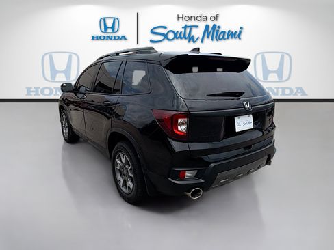 Certified 2023 Honda Passport TrailSport image 5