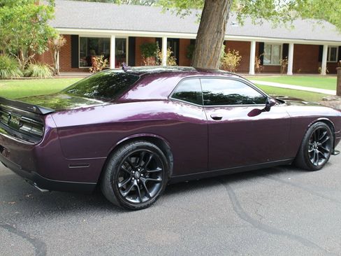 Used 2021 Dodge Challenger R/T Scat Pack w/ Driver Convenience Group image 6