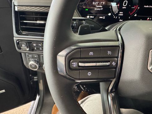 New 2026 GMC Yukon AT4 w/ AT4 Premium Package image 27