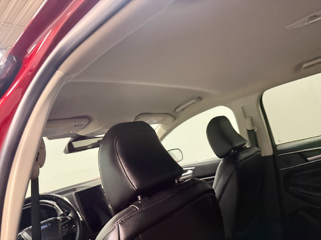 Used 2024 Ford Edge Titanium AWD/4WD image 11