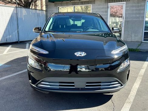 Used 2023 Hyundai Kona Limited w/ Cargo Package image 2