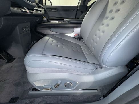 New 2026 Kia EV9 Wind image 14