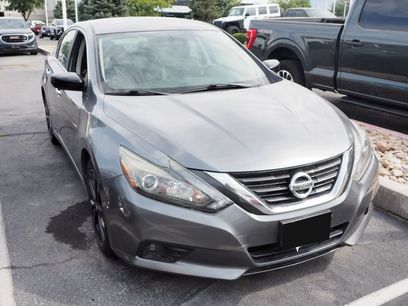 Used 2017 Nissan Altima 2.5 SR w/ Midnight Edition Package