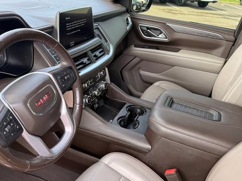 Used 2021 GMC Yukon SLT w/ SLT Luxury Plus Package AWD/4WD image 14
