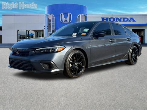 Used 2023 Honda Civic Sport image 2