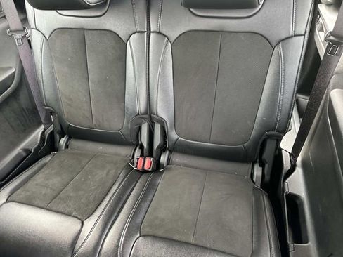 Used 2023 Jeep Grand Cherokee L Laredo image 19