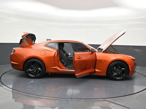 Used 2024 Chevrolet Camaro LT RWD image 32