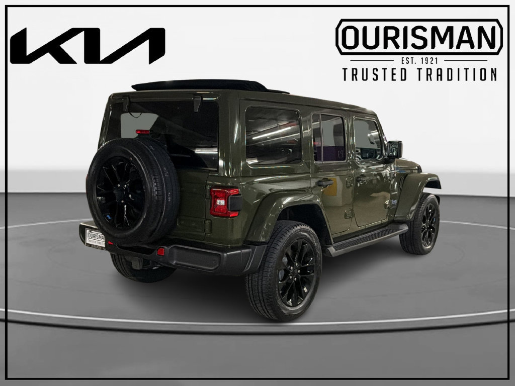 Used 2023 Jeep Wrangler Unlimited Sahara w/ Cold Weather Group AWD/4WD image 4