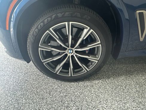 Used 2023 BMW X5 M50i w/ Climate Comfort Package AWD/4WD image 22