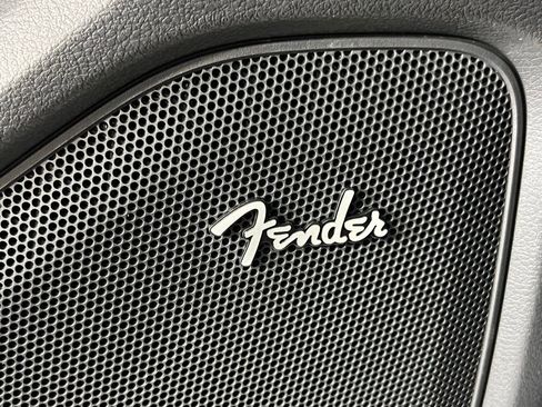 Used 2025 Nissan Frontier PRO-4X w/ Pro Premium Package image 12