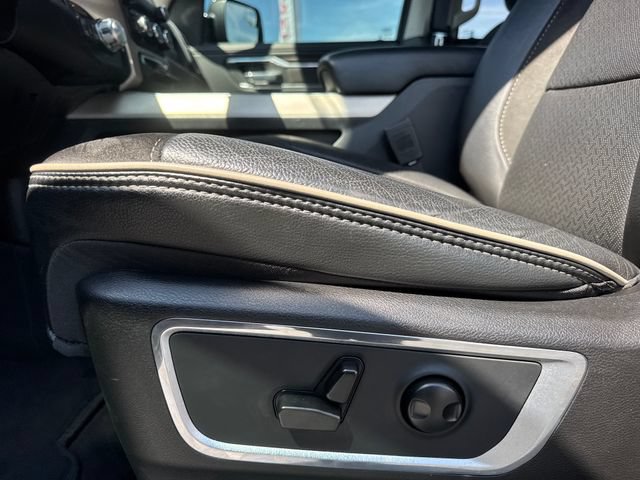Used 2022 RAM 1500 Laramie AWD/4WD image 14
