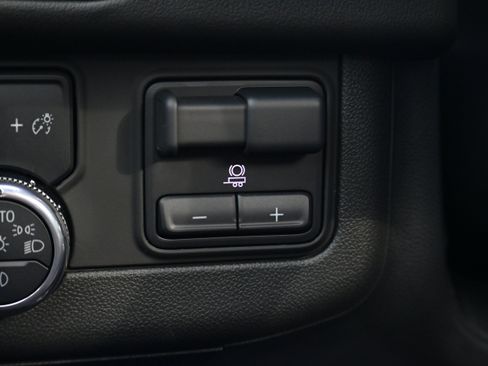 Used 2025 GMC Yukon Elevation w/ Elevation Premium Package image 29