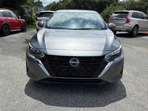 Used 2024 Nissan Sentra SV w/ SV Premium Package FWD image 8