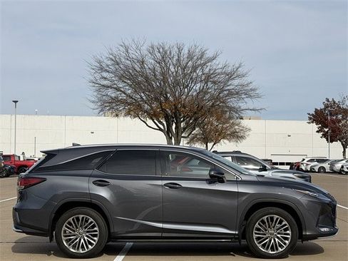 Used 2022 Lexus RX 350L Luxury image 3