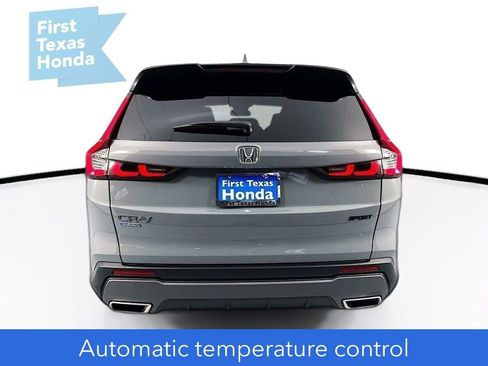 Used 2025 Honda CR-V Sport image 8
