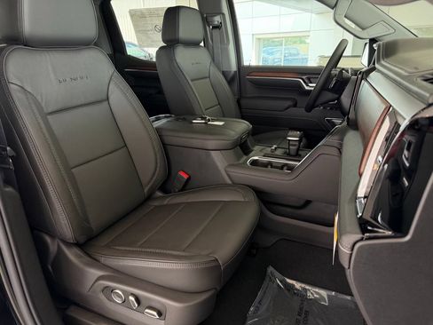 New 2026 GMC Sierra 1500 Denali w/ Technology Package AWD/4WD image 16