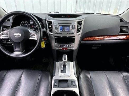 Used 2012 Subaru Outback 2.5i Limited w/ Moonroof Pkg AWD/4WD image 15
