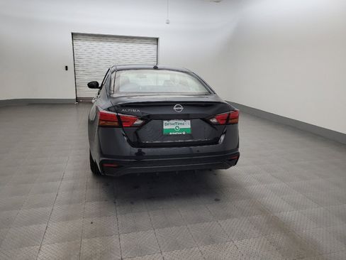 Used 2025 Nissan Altima 2.5 SV FWD image 6