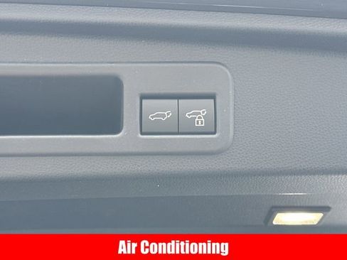 New 2026 Toyota 4Runner Platinum image 23