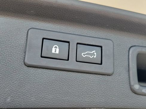Used 2021 Subaru Forester Limited AWD/4WD image 9