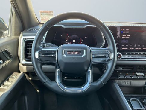 Used 2023 GMC Canyon Elevation w/ Elevation Premium Package RWD image 11