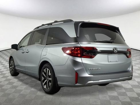 New 2026 Honda Odyssey EX-L image 3