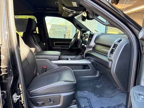 Used 2026 RAM 3500 Laramie AWD/4WD image 28