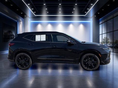 Used 2020 Chevrolet Blazer RS FWD image 3