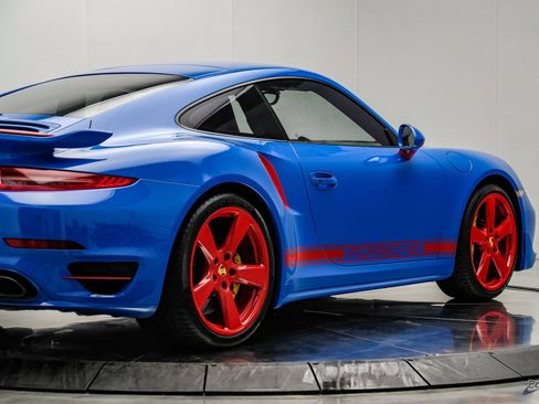Used 2016 Porsche 911 Turbo S AWD/4WD image 24