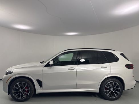 New 2026 BMW X5 xDrive40i w/ M Sport Package image 4