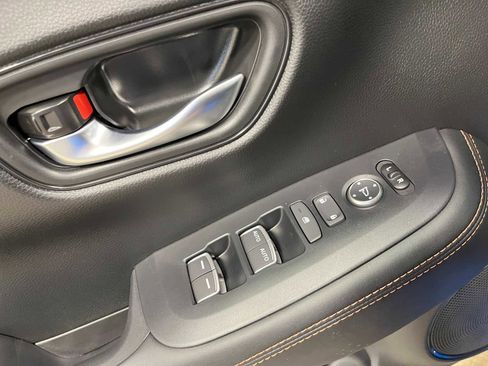 New 2026 Honda HR-V Sport image 14