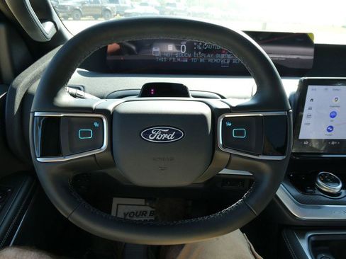 New 2027 Ford Expedition Platinum w/ Stealth Performance Package AWD/4WD image 33