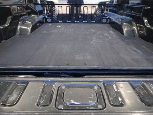 Used 2020 Jeep Gladiator Sport w/ Quick Order Package 24S image 24