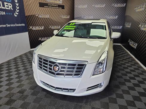 Used 2013 Cadillac XTS Luxury w/ Driver Awareness Package FWD image 3