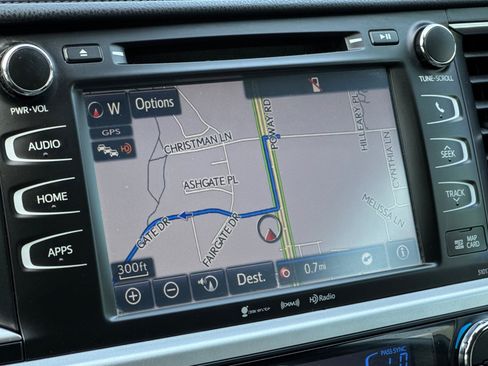Used 2018 Toyota Highlander XLE FWD image 20