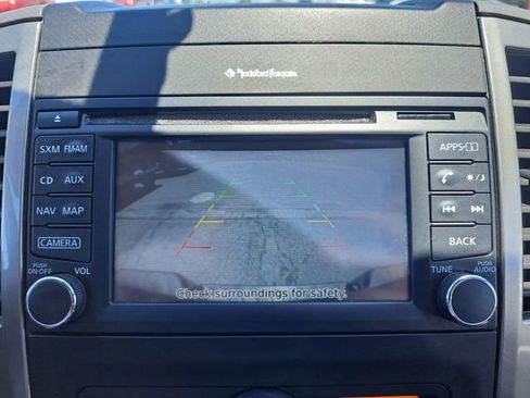 Used 2016 Nissan Frontier SL w/ Moonroof Package AWD/4WD image 20