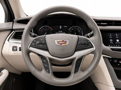 Used 2021 Cadillac XT5 Premium Luxury AWD/4WD image 37