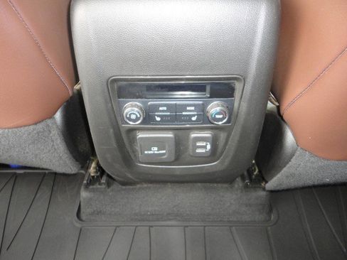 Used 2018 Buick Enclave Avenir w/ Avenir Technology Package image 13