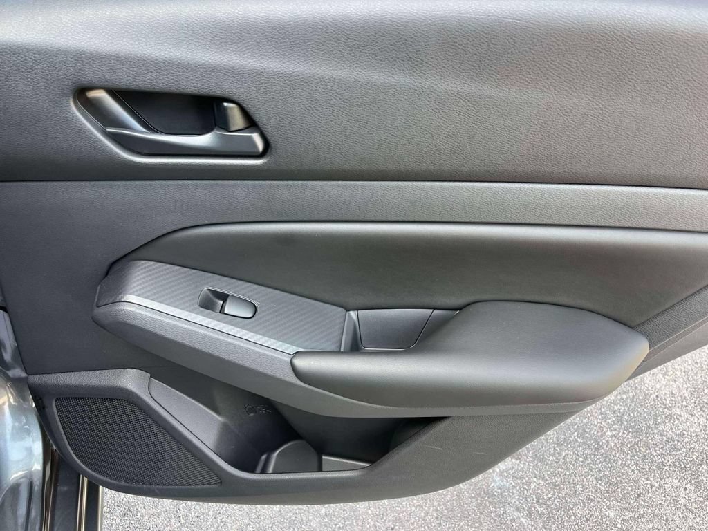 Used 2023 Nissan Altima 2.5 S FWD image 17