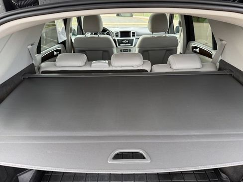 Used 2015 Mercedes-Benz ML 250 BlueTEC 4MATIC image 24