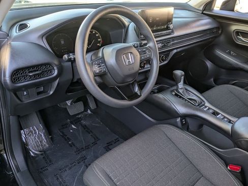 Used 2025 Honda HR-V LX image 14