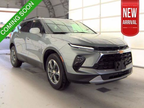 Used 2024 Chevrolet Blazer LT w/ Convenience Package FWD image 1