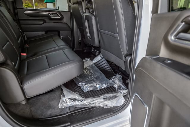 Used 2024 Chevrolet Silverado 2500 LTZ AWD/4WD image 43