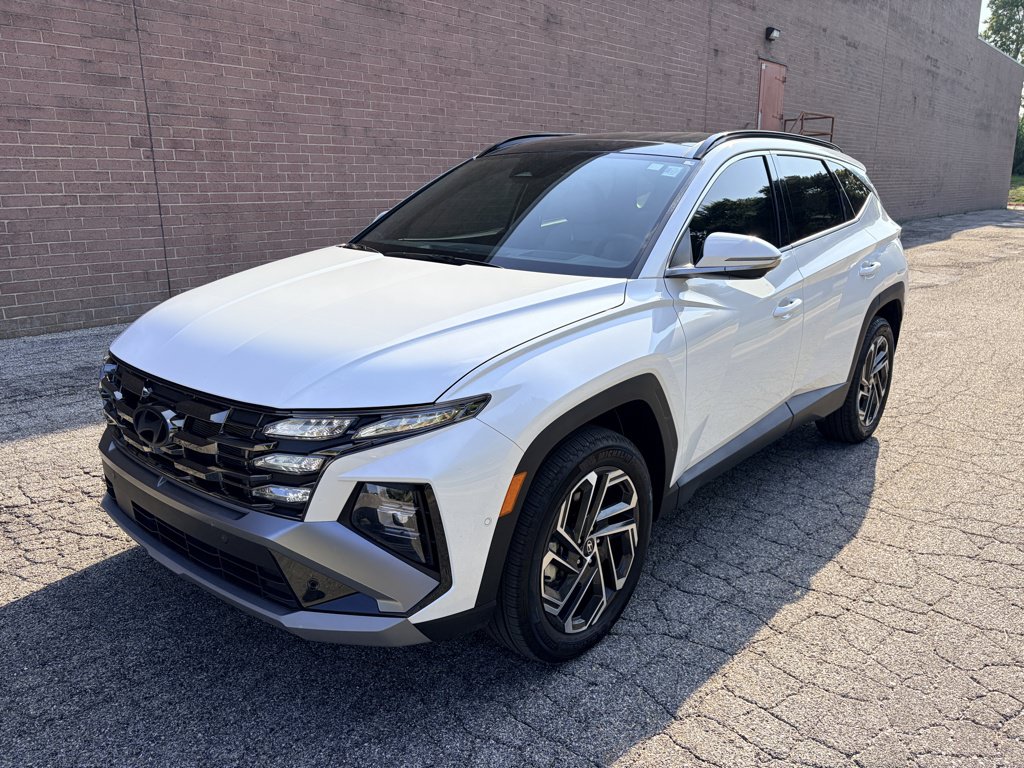 New 2026 Hyundai Tucson Limited AWD/4WD image 1