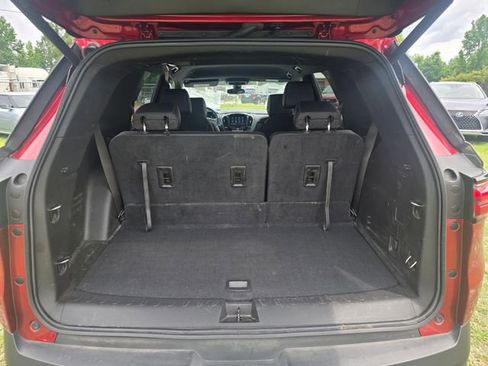Used 2023 Chevrolet Traverse LT AWD/4WD image 30