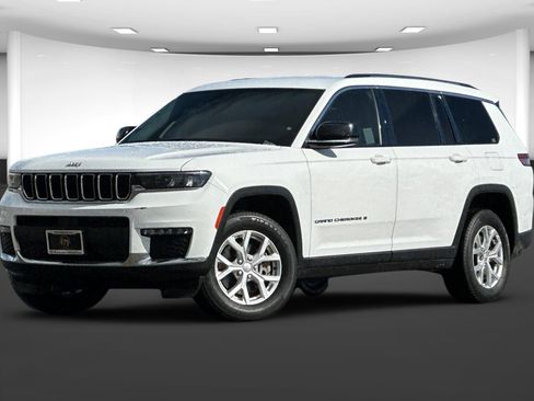 Used 2023 Jeep Grand Cherokee L Limited AWD/4WD image 2