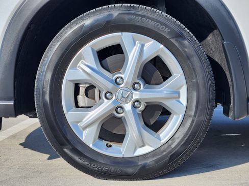 Certified 2023 Honda HR-V LX image 11